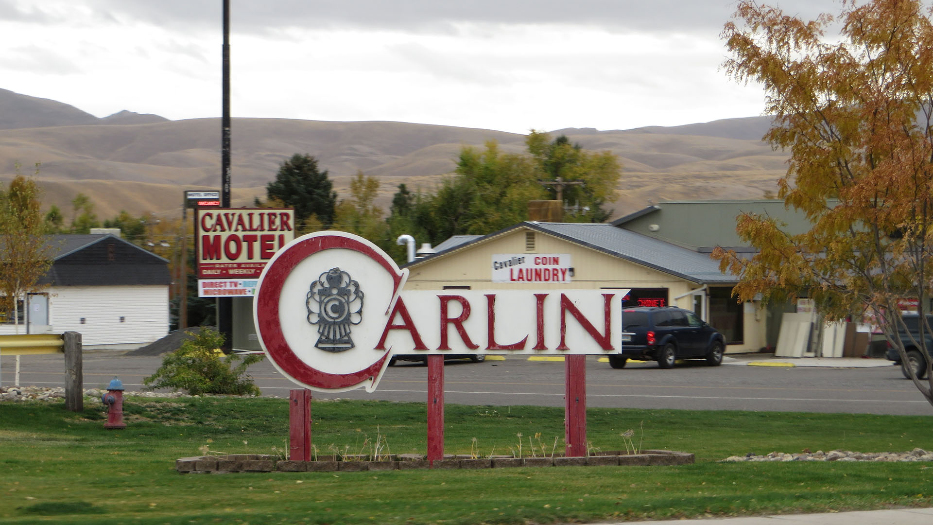 Welcome sign in Carlin, Nevada, representing the small-town community featured on LocalPolitan’s directory of licensed massage therapists.