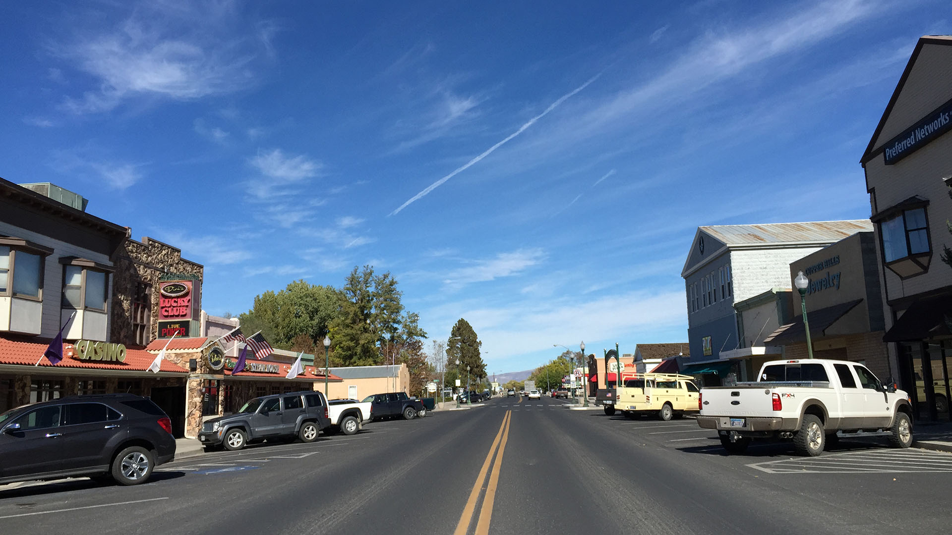 Massage Therapists in Yerington, Nevada – Main Street View